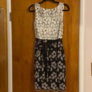 FINAL SALE Ellen Tracy Black White Floral Dress 2